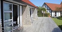 Rear deck outside rooms available at Castle Court Motel Image of back deck outside rooms at Castle Court Motel Wellsford